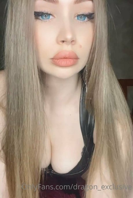 Naakte gelekte OnlyFans-foto van Dragonexclusive