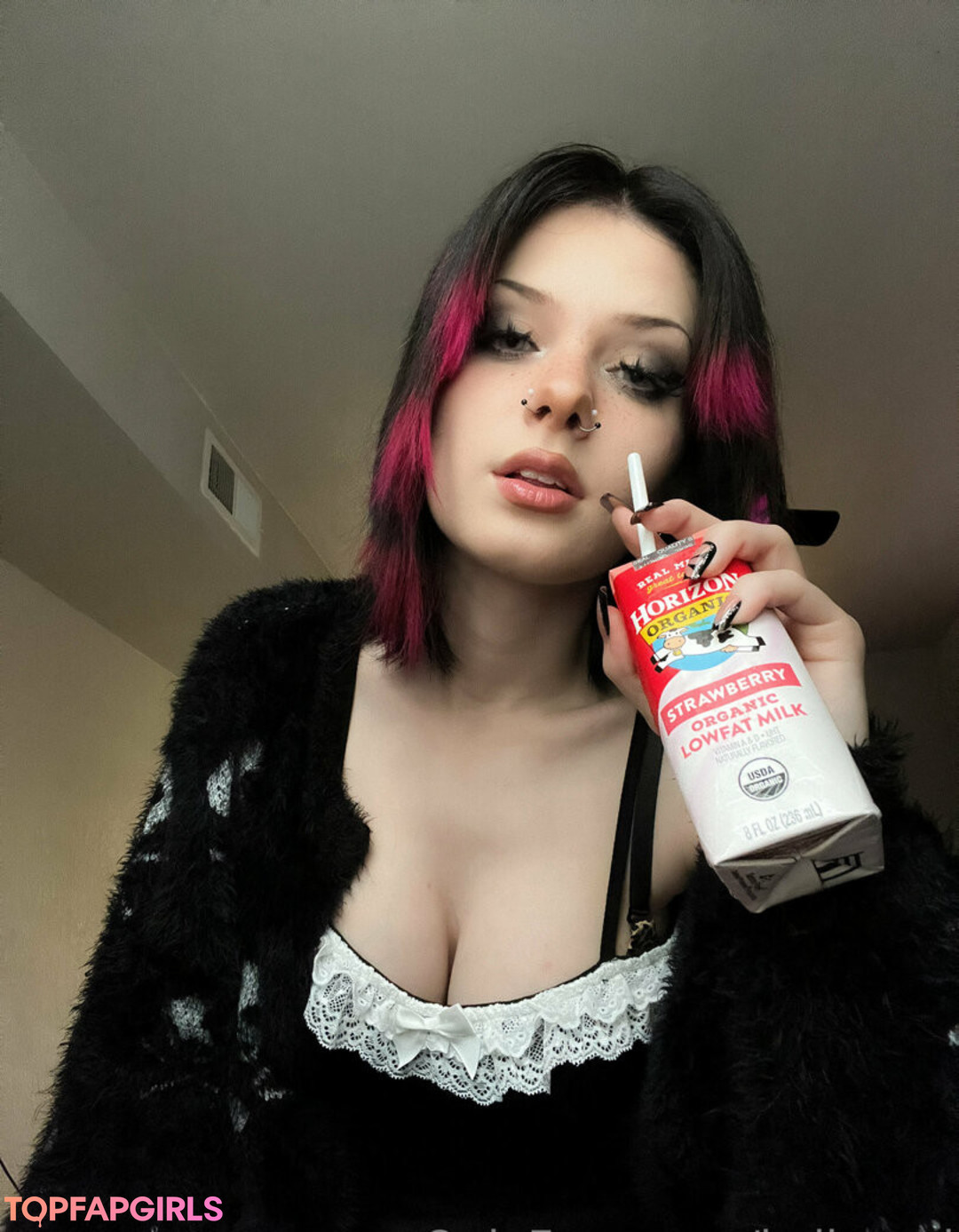 Naakte gelekte OnlyFans-foto van Koibunni #1221