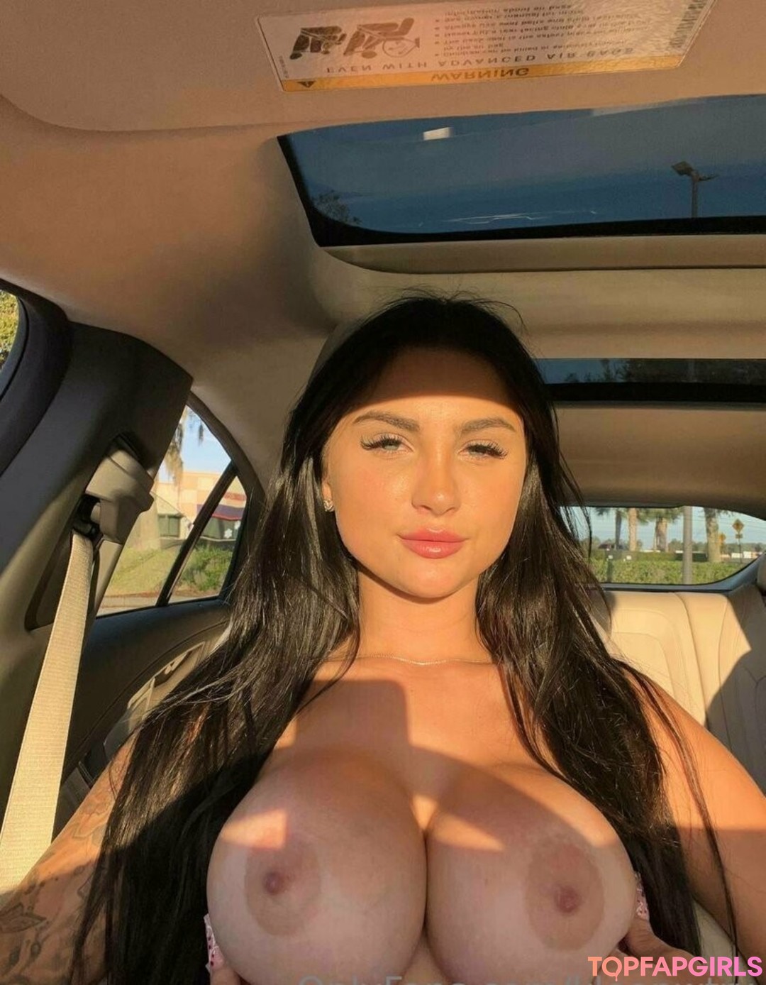 Naakte gelekte OnlyFans-foto van Kleopwtrx #1009