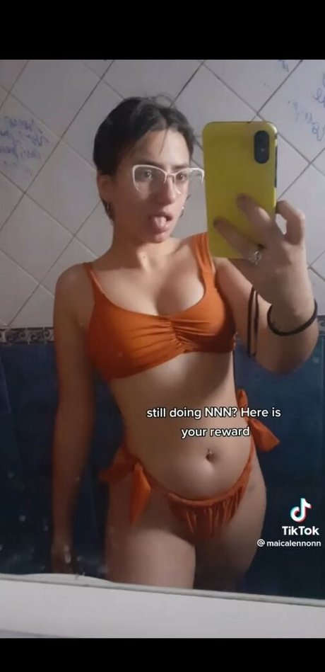Naakte gelekte OnlyFans-foto van Maicalennon