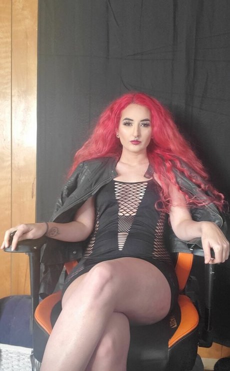Naakte gelekte OnlyFans-foto van Isabella