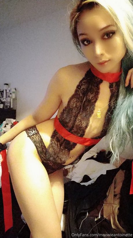 Naakte gelekte OnlyFans-foto van Meowieantoinette