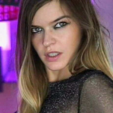 Naakte gelekte OnlyFans-foto van Cherryflowerxxx