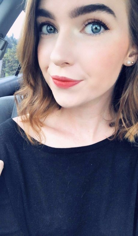 Naakte gelekte OnlyFans-foto van Kruffcorn