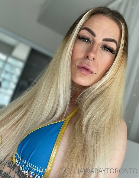 Naakte gelekte OnlyFans-foto van Jaidarayfree