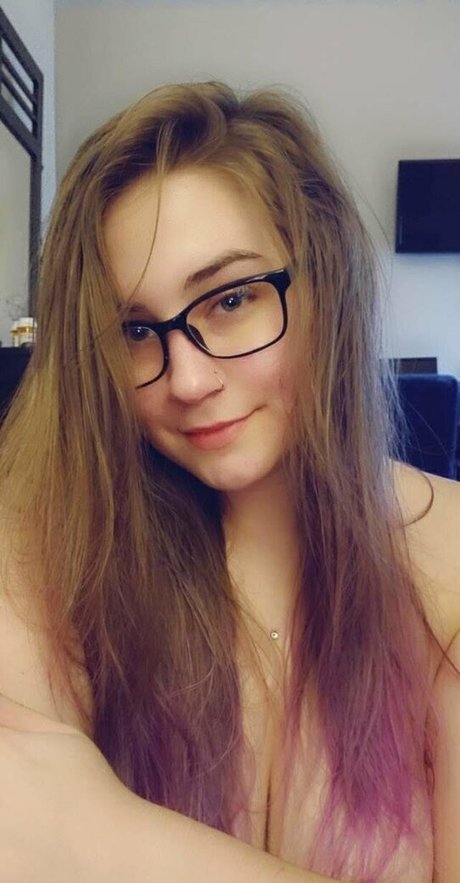 Naakte gelekte OnlyFans-foto van Stellz