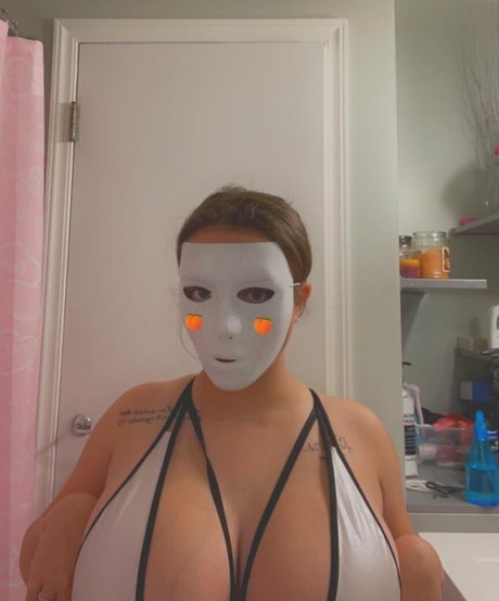 Naakte gelekte OnlyFans-foto van Brooke Mattson