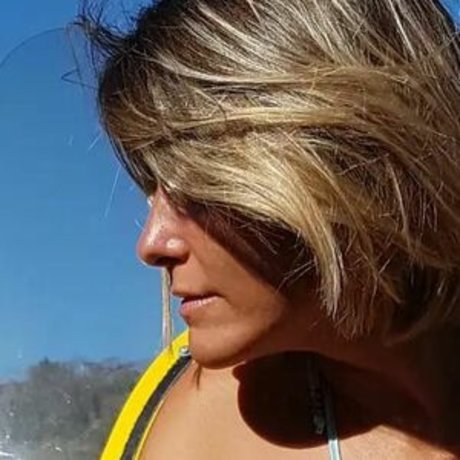 Naakte gelekte OnlyFans-foto van Gyrocopter Girl