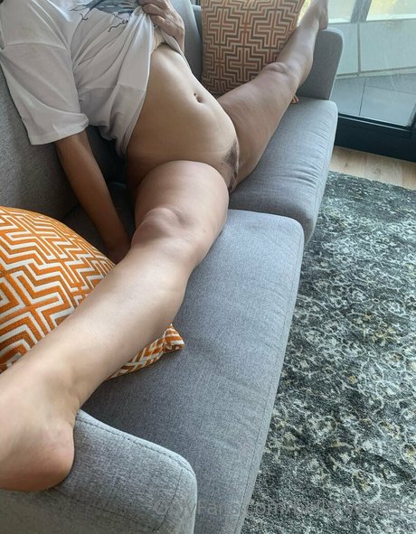 Naakte gelekte OnlyFans-foto van Bella Winters