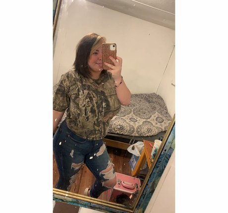 Naakte gelekte OnlyFans-foto van Southernprincess850