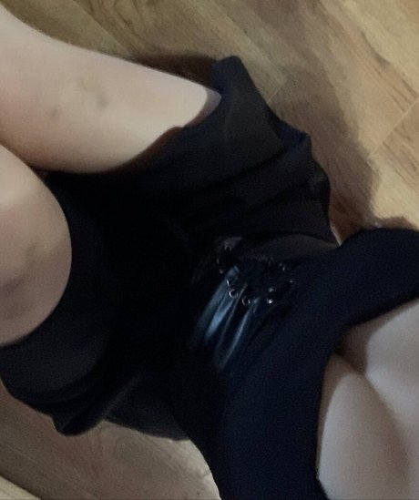 Naakte gelekte OnlyFans-foto van Shalapayyka