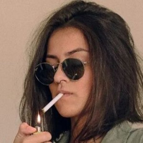 Naakte gelekte OnlyFans-foto van Munique Brum