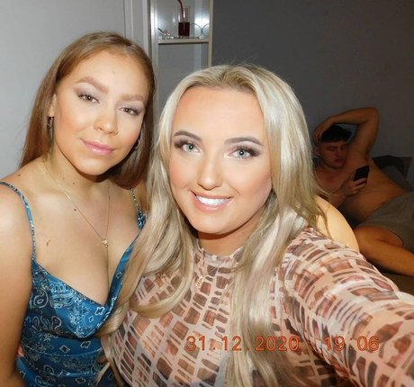 Naakte gelekte OnlyFans-foto van Olivia D