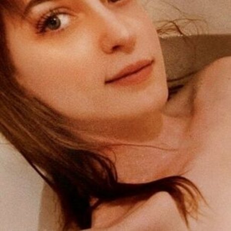 Naakte gelekte OnlyFans-foto van Margaret Durow