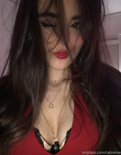 Naakte gelekte OnlyFans-foto van Katemeow