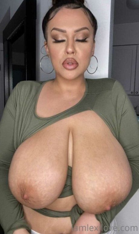 Naakte gelekte OnlyFans-foto van Gia Blaze