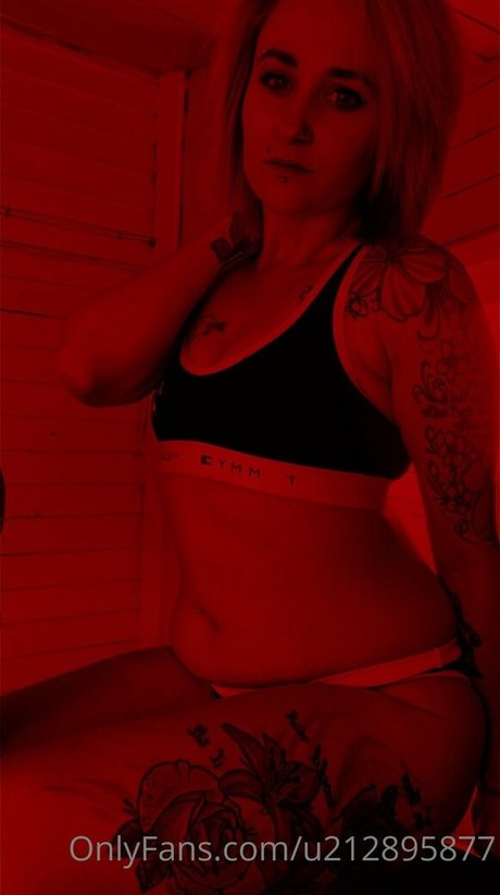Naakte gelekte OnlyFans-foto van Yourfantasy527ca