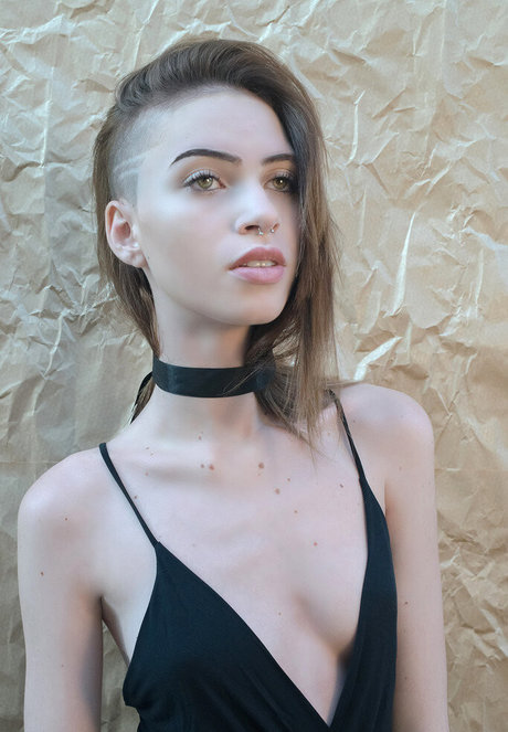 Naakte gelekte OnlyFans-foto van Laura Padilha