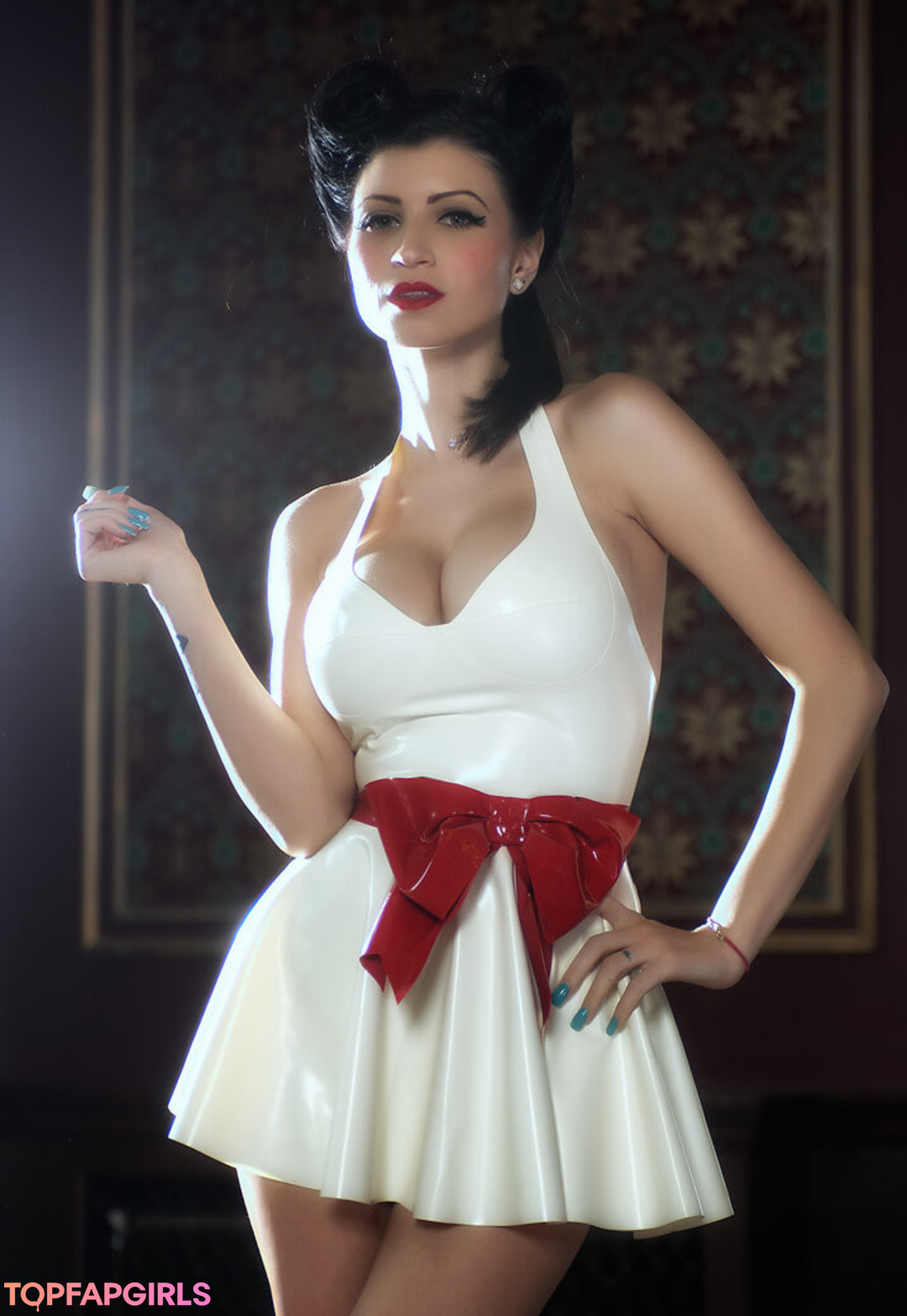 Naakte gelekte OnlyFans-foto van Lillyroma1982 #1986