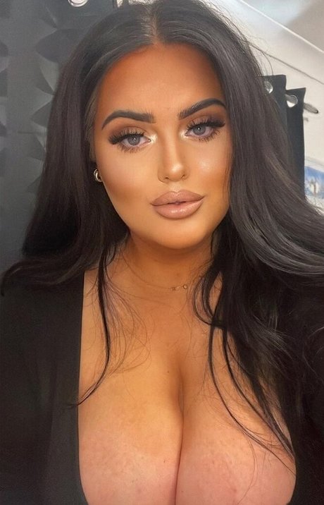 Chloe Jade
