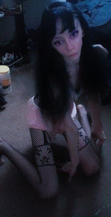 Naakte gelekte OnlyFans-foto van Monimusume