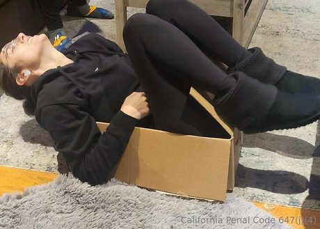 Naakte gelekte OnlyFans-foto van Whimsicalgoth
