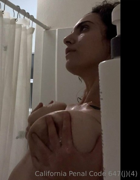 Naakte gelekte OnlyFans-foto van Whimsicalgoth
