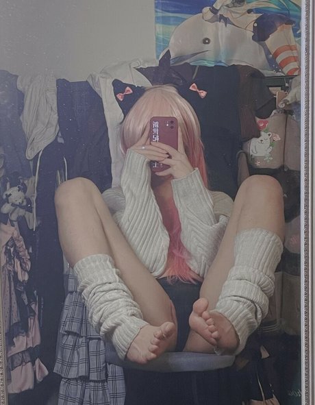 Naakte gelekte OnlyFans-foto van Siokaratako
