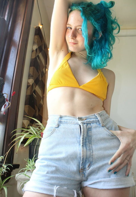 Naakte gelekte OnlyFans-foto van Cherrylollisfw