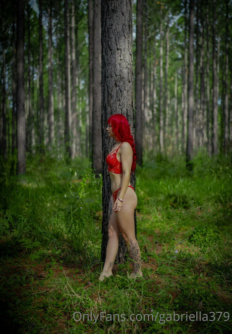 Naakte gelekte OnlyFans-foto van Gabriella379