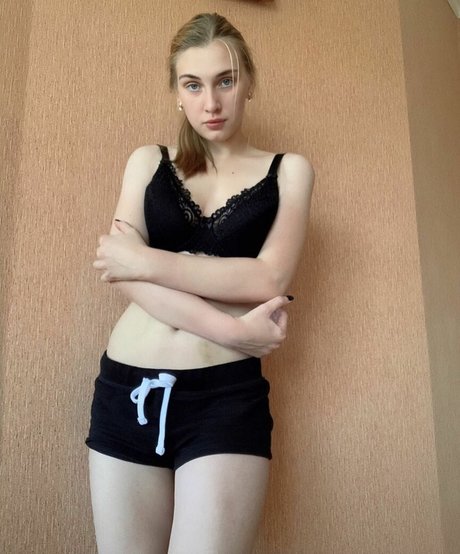 Naakte gelekte OnlyFans-foto van Girl Valerie