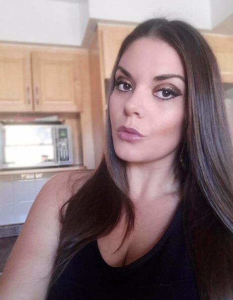 Naakte gelekte OnlyFans-foto van Sweetheat69