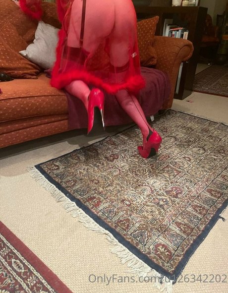 Naakte gelekte OnlyFans-foto van Charlie Cat