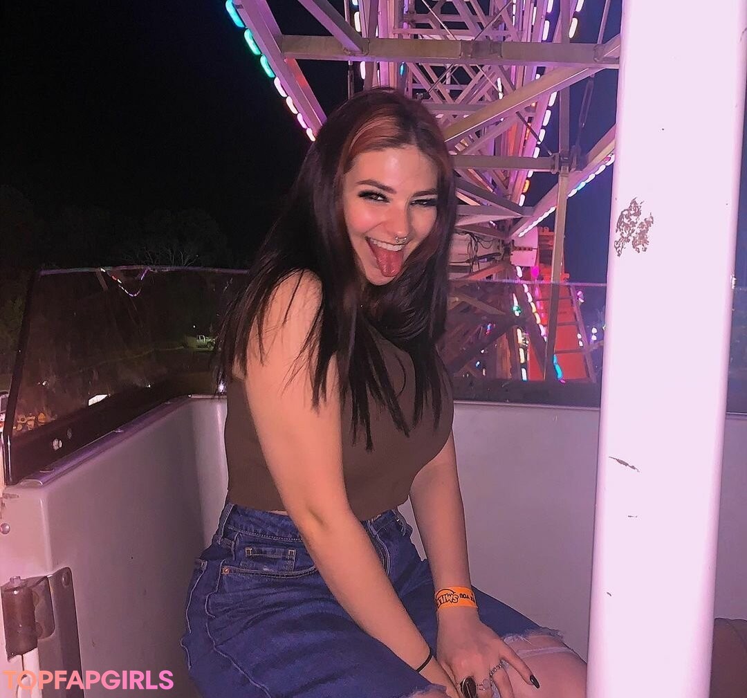 Naakte gelekte OnlyFans-foto van Sarah Lynne Marie #53 Naakte gelekte OnlyFans-foto van Sarah Lynne Marie #53