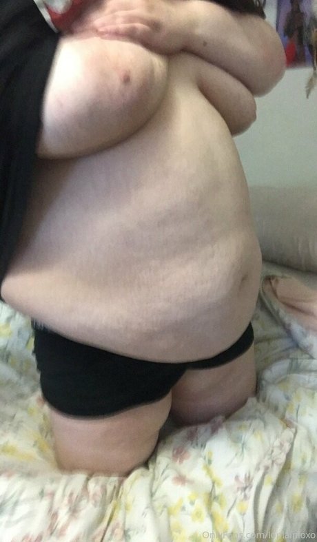 Naakte gelekte OnlyFans-foto van Loplainloxo