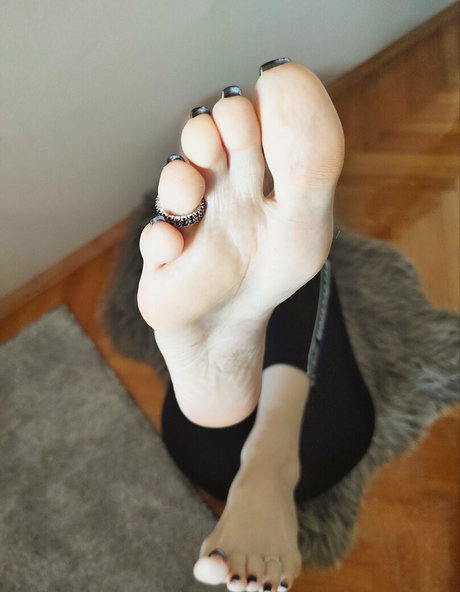 Naakte gelekte OnlyFans-foto van Onlydiamondsoles