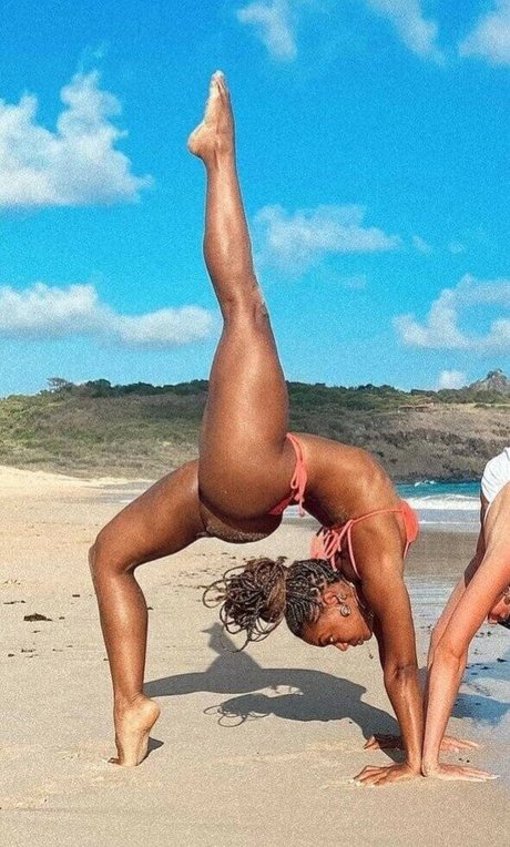 Naakte gelekte OnlyFans-foto van Dandara Mariana