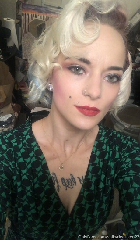 Valkyriequeen27