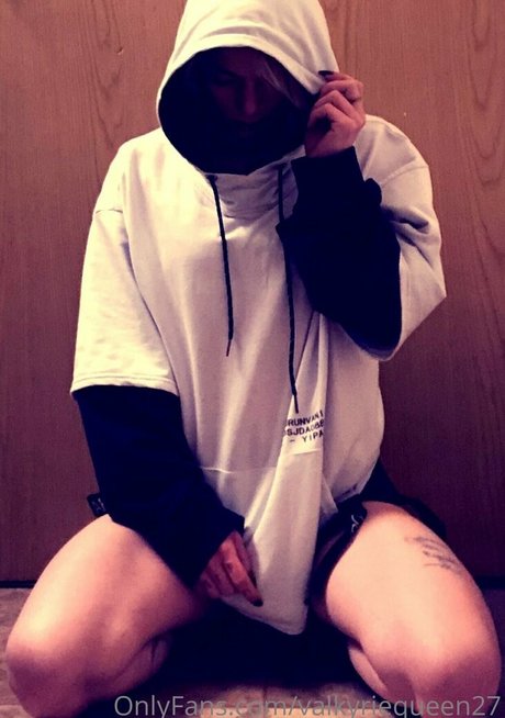 Naakte gelekte OnlyFans-foto van Valkyriequeen27