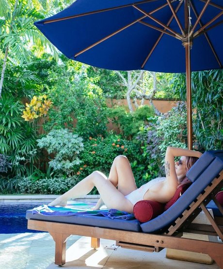 Naakte gelekte OnlyFans-foto van Karen Bachini