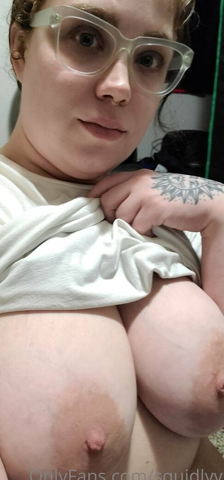 Naakte gelekte OnlyFans-foto van Thequeenhasarrived