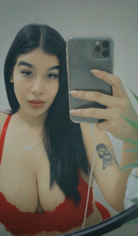 Naakte gelekte OnlyFans-foto van Amywinos10