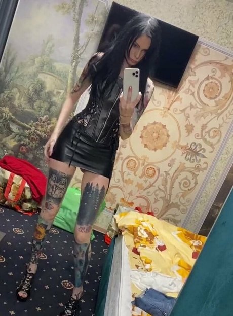 Naakte gelekte OnlyFans-foto van Angelicadynamite