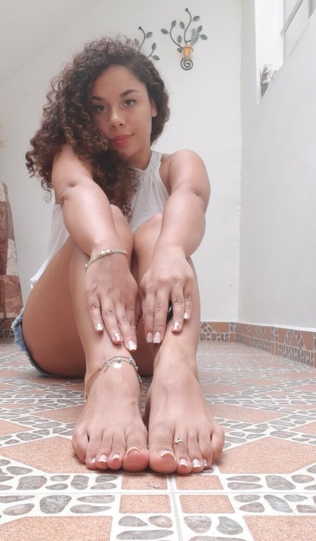 Naakte gelekte OnlyFans-foto van Giasauvage