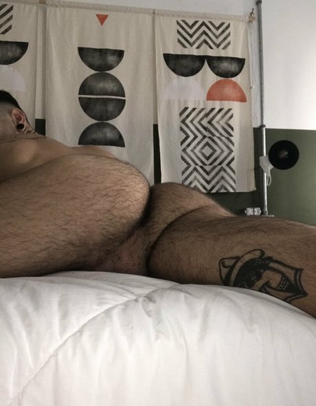 Naakte gelekte OnlyFans-foto van Fill1