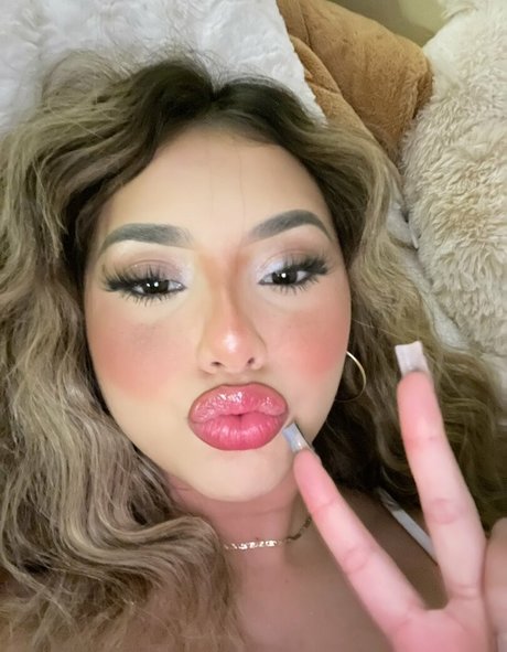 Naakte gelekte OnlyFans-foto van Mysticaldreamgyal