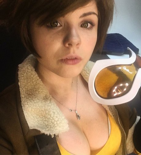 Naakte gelekte OnlyFans-foto van Fenix Fatalist