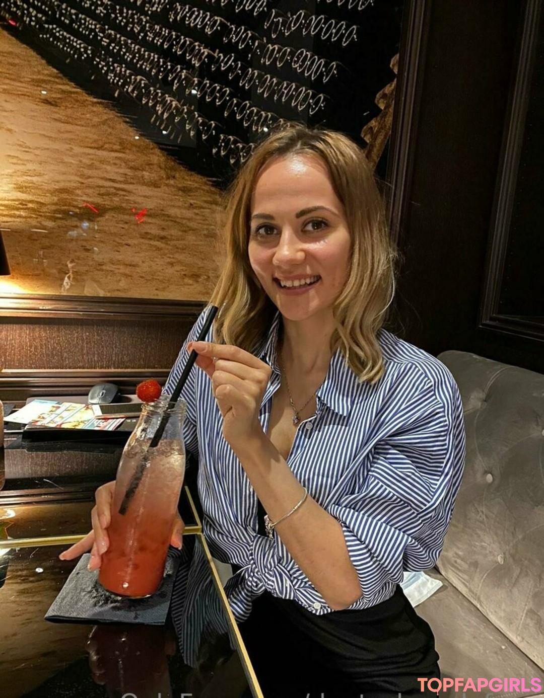 Naakte gelekte OnlyFans-foto van Deutscheonlyfans #104 Naakte gelekte OnlyFans-foto van Deutscheonlyfans #104