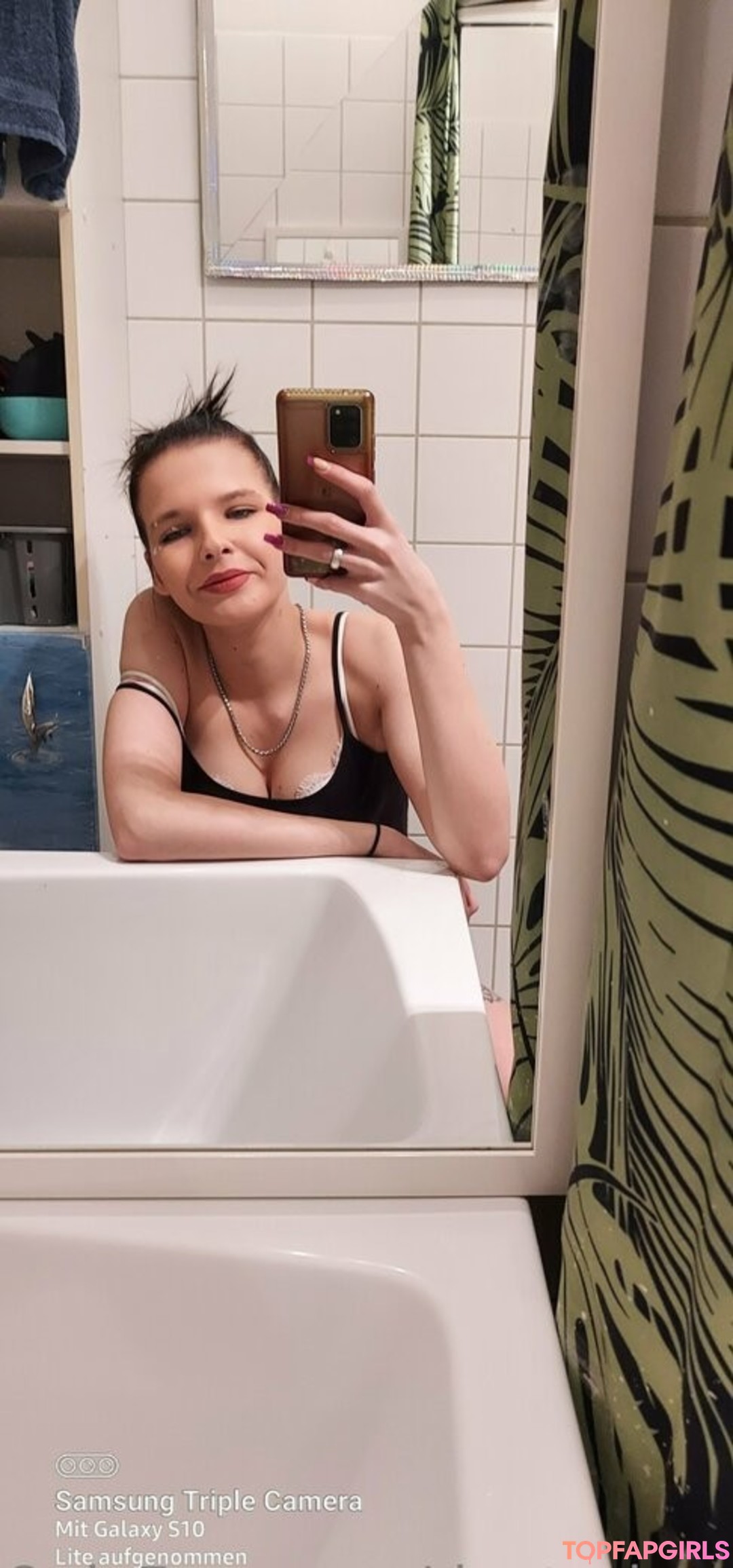 Naakte gelekte OnlyFans-foto van Deutscheonlyfans #148 Naakte gelekte OnlyFans-foto van Deutscheonlyfans #148