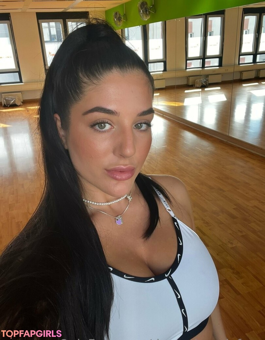 Naakte gelekte OnlyFans-foto van Deutscheonlyfans #179 Naakte gelekte OnlyFans-foto van Deutscheonlyfans #179